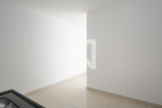 Cozinha de casa para alugar com 2 quartos, 55m² em Jardim Maria Estela, São Paulo