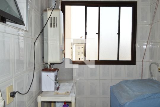 Área de Serviço de apartamento para alugar com 3 quartos, 75m² em Vila Monumento, São Paulo