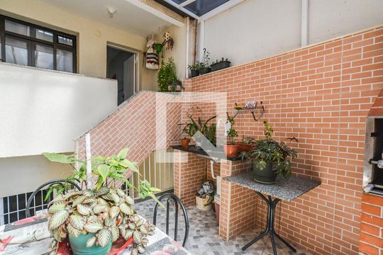 Área gourmet de casa à venda com 3 quartos, 192m² em Jardim Silvana, Santo André