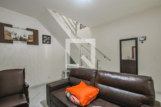 Sala de casa à venda com 3 quartos, 192m² em Jardim Silvana, Santo André