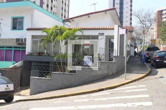 Fachada de casa à venda com 2 quartos, 180m² em Santa Paula, São Caetano do Sul