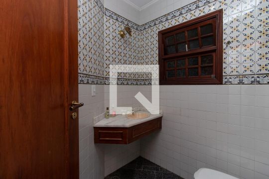 Lavabo de casa de condomínio à venda com 3 quartos, 400m² em Barro Branco (zona Norte), São Paulo