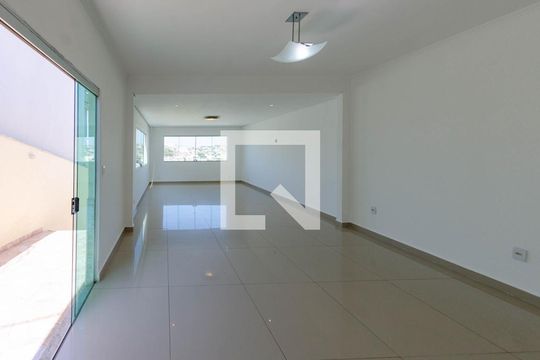 Casa à venda com 4 quartos, 280m² em Havaí, Belo Horizonte