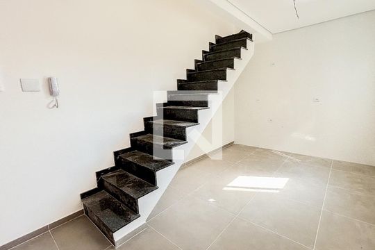 Cozinha - Escada de apartamento à venda com 2 quartos, 86m² em Vila Scarpelli, Santo André