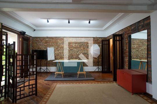 Sala 1 de casa à venda com 4 quartos, 230m² em Consolação, São Paulo