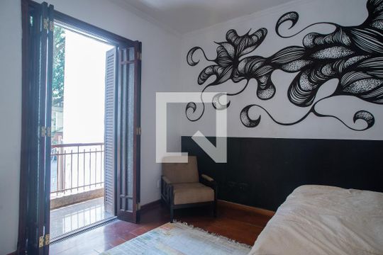Quarto 3 de casa à venda com 4 quartos, 230m² em Consolação, São Paulo