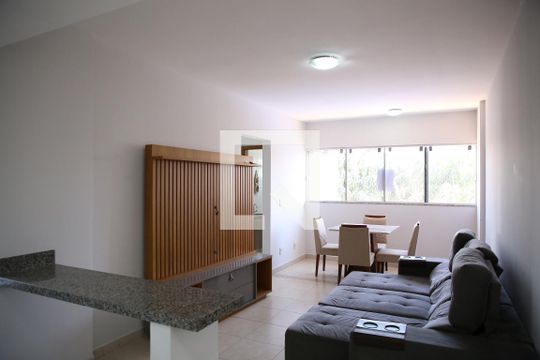 Apartamento para alugar com 3 quartos, 79m² em Parque Amazonia, Goiânia