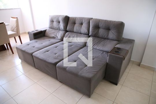 Sala de apartamento à venda com 3 quartos, 79m² em Parque Amazonia, Goiânia