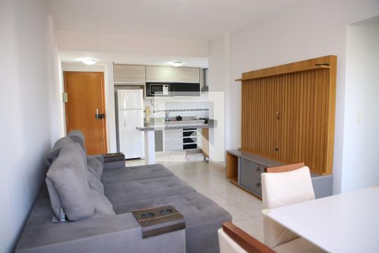 Sala de apartamento à venda com 3 quartos, 79m² em Parque Amazonia, Goiânia