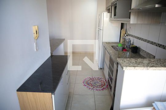 Cozinha de apartamento à venda com 3 quartos, 79m² em Parque Amazonia, Goiânia