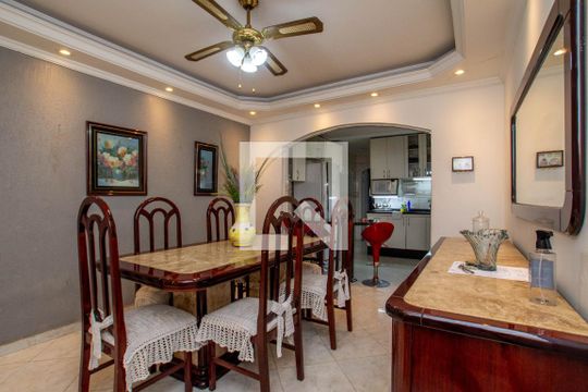 Sala de Jantar de casa à venda com 3 quartos, 250m² em Jardim Santa Francisca, Guarulhos