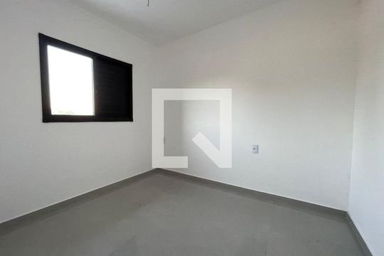 Quarto de apartamento à venda com 1 quarto, 71m² em Jardim Trussardi, São Paulo