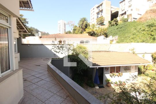 Varanda de casa à venda com 4 quartos, 268m² em Santa Lúcia, Belo Horizonte