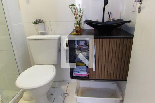 Banheiro de apartamento à venda com 1 quarto, 24m² em Panamby, São Paulo