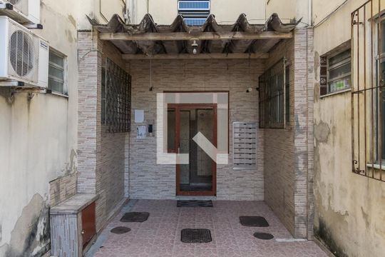 Área comum - Hall da entrada de apartamento à venda com 2 quartos, 146m² em Olaria, Rio de Janeiro