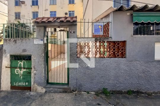 Fachada da Entrada de apartamento à venda com 2 quartos, 146m² em Olaria, Rio de Janeiro