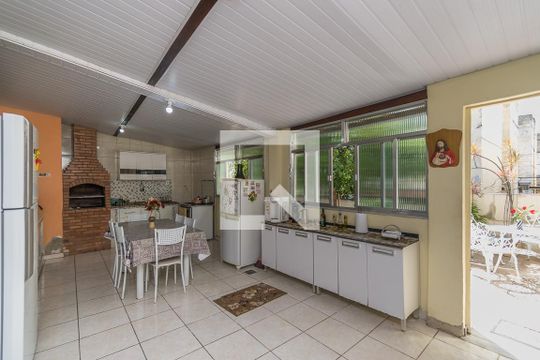 Cozinha de apartamento à venda com 2 quartos, 146m² em Olaria, Rio de Janeiro