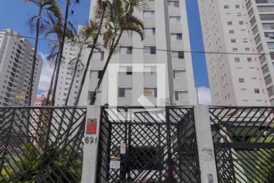 Fachada de apartamento à venda com 2 quartos, 74m² em Chora Menino, São Paulo