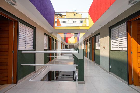 Área comum - Hall dos Apartamentos de kitnet/studio para alugar com 1 quarto, 15m² em Bela Vista, São Paulo