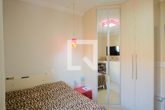 Quarto 2 de casa para alugar com 4 quartos, 255m² em Vila Gomes Cardim, São Paulo
