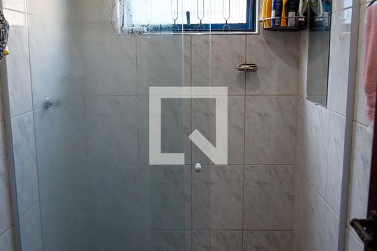 Banheiro da Suíte 2 de casa à venda com 3 quartos, 125m² em Padroeira, Osasco