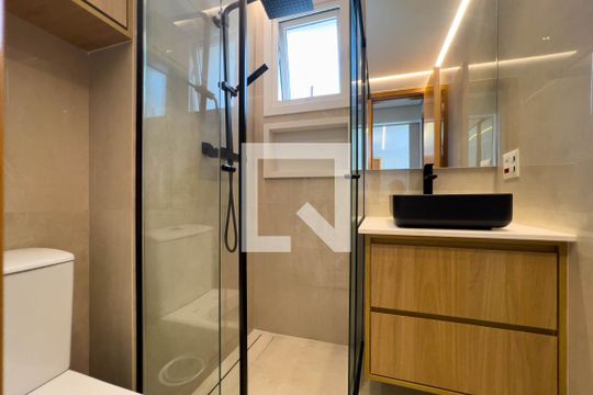Banheiro de apartamento à venda com 2 quartos, 105m² em Vila Mariana, São Paulo