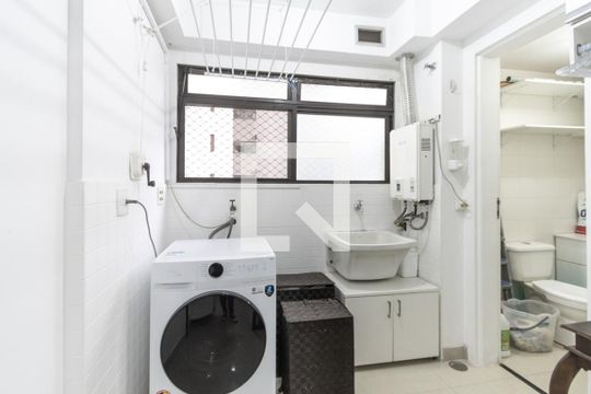 Área de Serviço de apartamento à venda com 3 quartos, 93m² em Barra Funda, São Paulo
