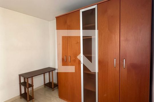 Quarto de apartamento para alugar com 2 quartos, 53m² em Rio Pequeno, São Paulo