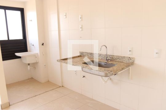 Cozinha e Área de Serviço de apartamento à venda com 2 quartos, 56m² em São Francisco, Goiânia
