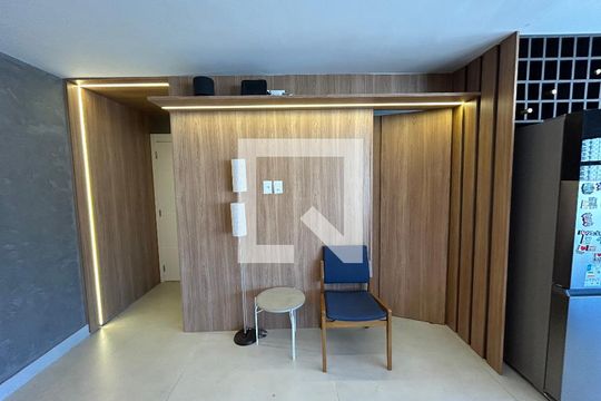 Sala de apartamento para alugar com 3 quartos, 100m² em Perdizes, São Paulo