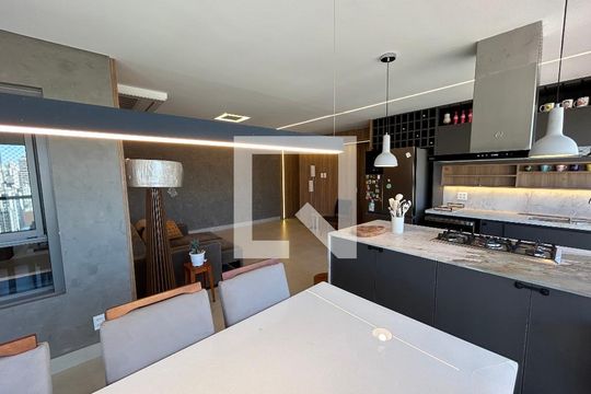 Cozinha de apartamento para alugar com 3 quartos, 100m² em Perdizes, São Paulo