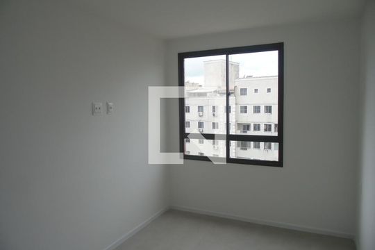 Suite  de apartamento para alugar com 2 quartos, 60m² em Saboeiro, Salvador