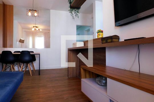 Sala de apartamento para alugar com 2 quartos, 70m² em Santa Terezinha, Paulínia