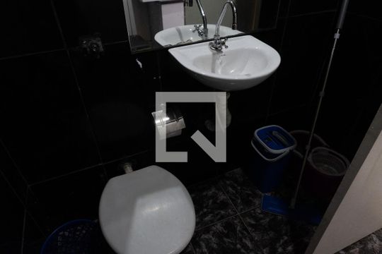 Lavabo de casa à venda com 4 quartos, 240m² em Tropical, Contagem
