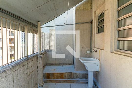 Área de Serviço de apartamento para alugar com 2 quartos, 54m² em Santa Cecilia, São Paulo