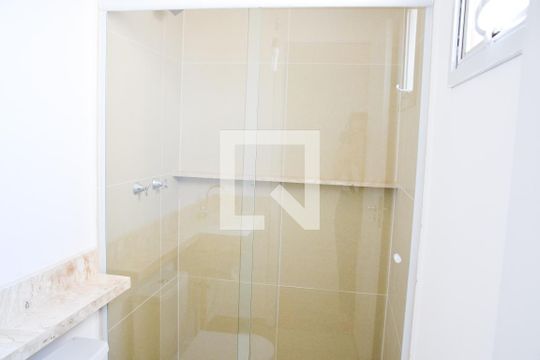 Banheiro de apartamento para alugar com 2 quartos, 55m² em Rudge Ramos, São Bernardo do Campo