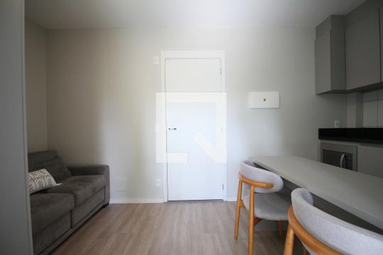 Studio de kitnet/studio para alugar com 1 quarto, 28m² em Jardim Panorama, São Paulo