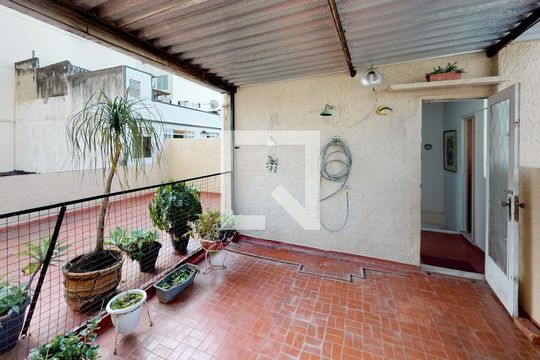 Casa à venda com 5 quartos, 240m² em Jardim Botânico, Rio de Janeiro