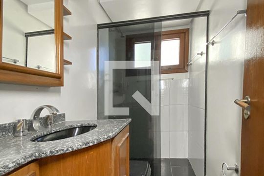 Banheiro de apartamento para alugar com 3 quartos, 86m² em Centro, São Leopoldo