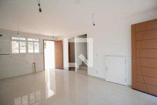 Casa de Condomínio à venda com 2 quartos, 94m² em Vila Pereira Barreto, São Paulo