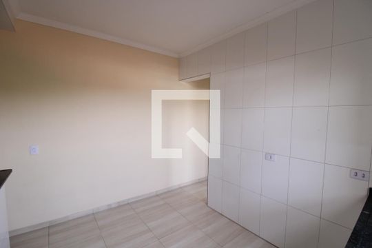 Sala / Cozinha de apartamento para alugar com 2 quartos, 100m² em Chácara São João, São Paulo