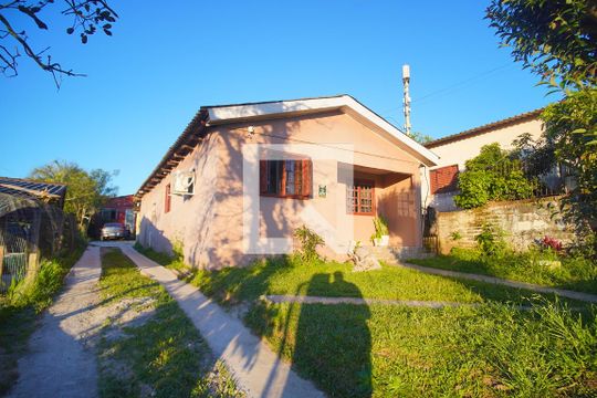 Fachada de casa à venda com 2 quartos, 58m² em Santo Afonso, Novo Hamburgo