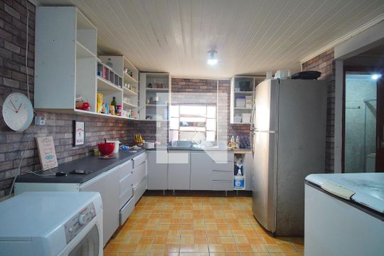 Cozinha de casa à venda com 2 quartos, 58m² em Santo Afonso, Novo Hamburgo