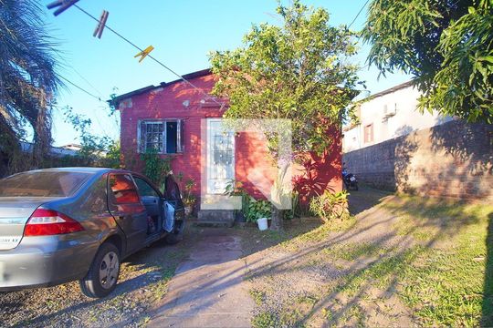 Área externa de casa à venda com 2 quartos, 58m² em Santo Afonso, Novo Hamburgo