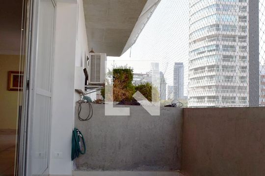 Varanda Sala de apartamento à venda com 4 quartos, 304m² em Paraíso, São Paulo