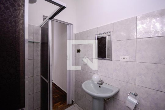Banheiro de casa à venda com 1 quarto, 90m² em Vila Moinho Velho, São Paulo