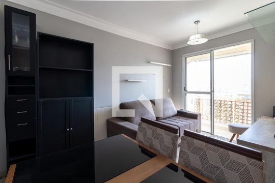 Sala  de apartamento para alugar com 2 quartos, 50m² em Limão, São Paulo