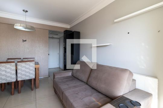 Sala  de apartamento para alugar com 2 quartos, 50m² em Limão, São Paulo