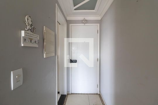 Corredor de Entrada de apartamento para alugar com 2 quartos, 50m² em Limão, São Paulo