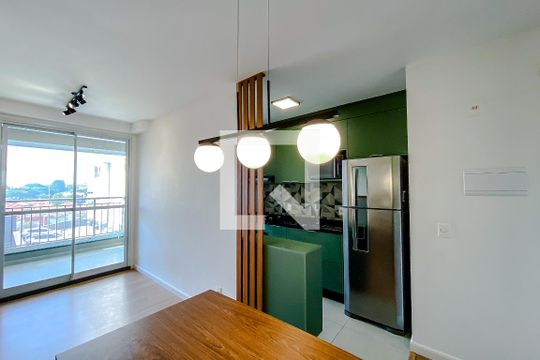 Apartamento à venda com 2 quartos, 59m² em Pari, São Paulo